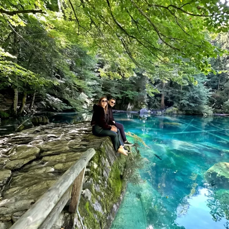 Blausee_casal_Tour_guia_brasileiro